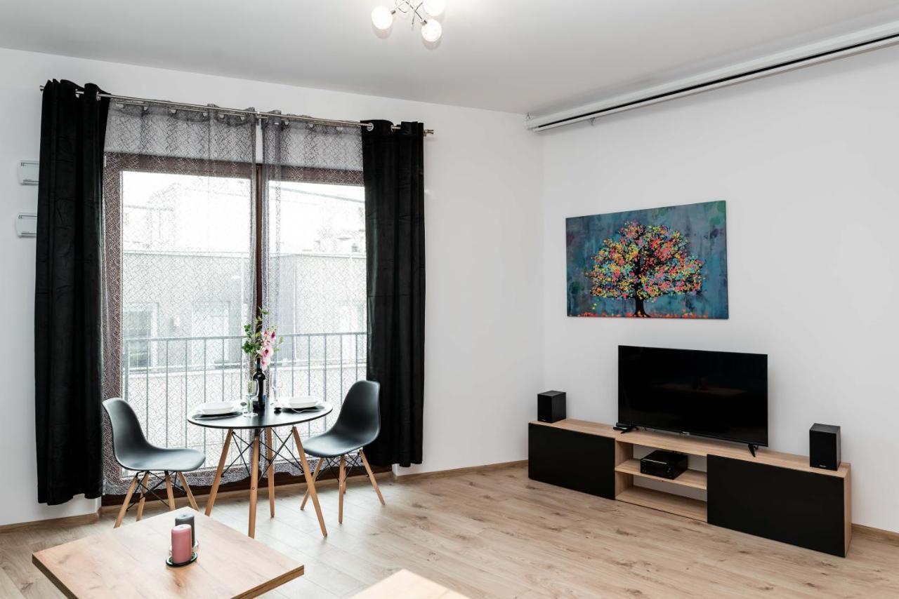 Apartwro - Apartament Przy Wyspie Slodowej, Garaz, Projektor, Rowery Lägenhet Wrocław Exteriör bild